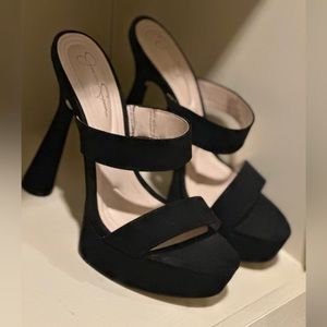 Jessica Simpson size 6 black suede platform